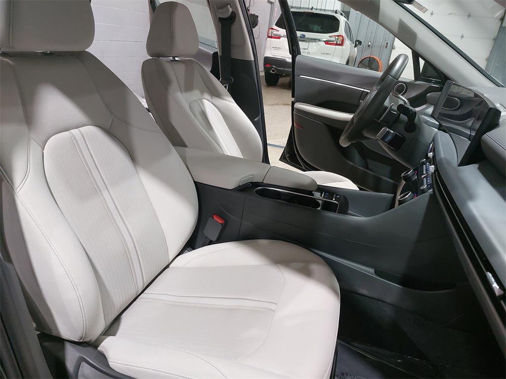used 2024 Hyundai Sonata car, priced at $25,396