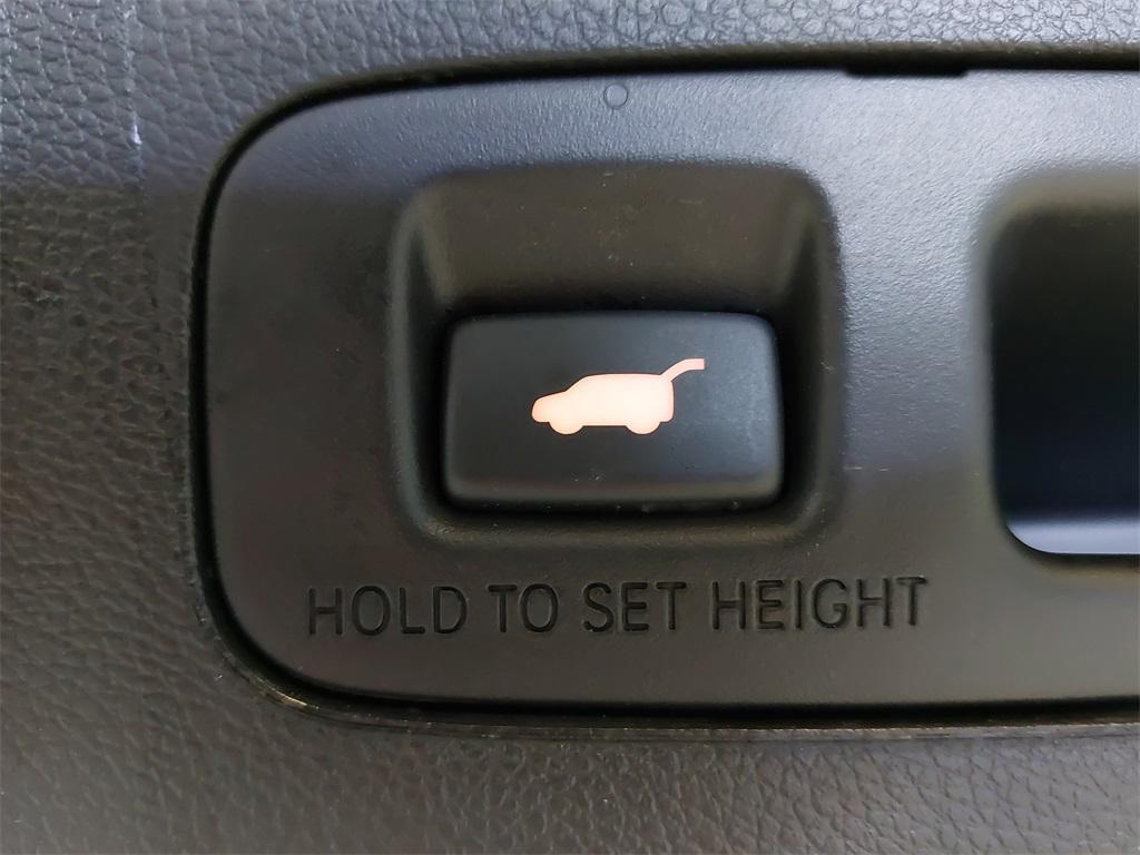 used 2020 Honda CR-V car, priced at $28,306