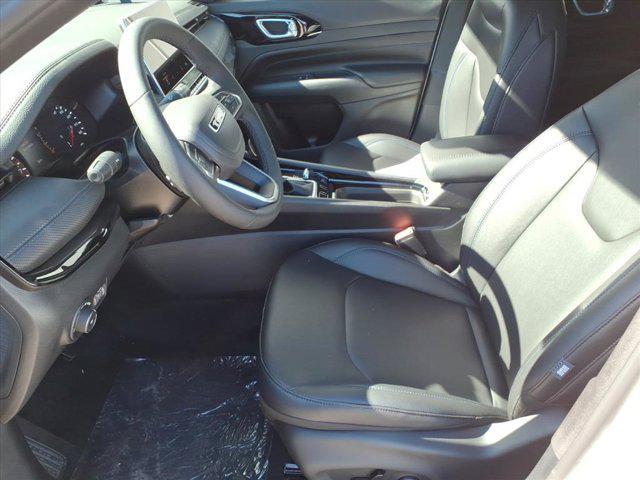 new 2026 Jeep Compass car, priced at $33,048