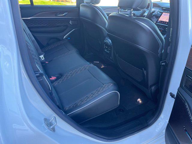 new 2025 Jeep Grand Cherokee car, priced at $65,046