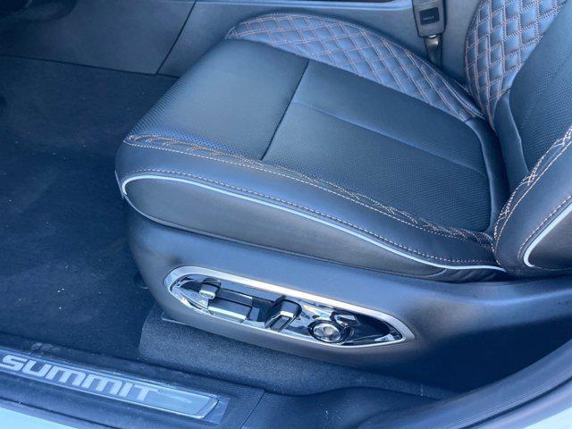 new 2025 Jeep Grand Cherokee car, priced at $65,046