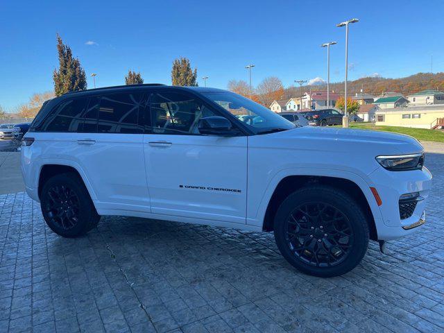 new 2025 Jeep Grand Cherokee car, priced at $65,046