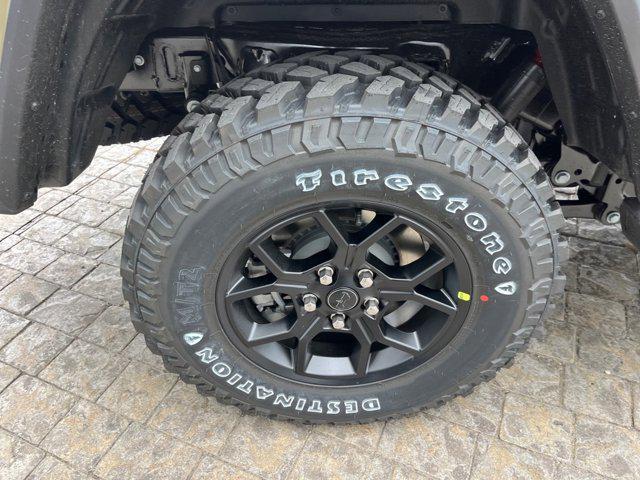 new 2025 Jeep Gladiator car, priced at $45,598