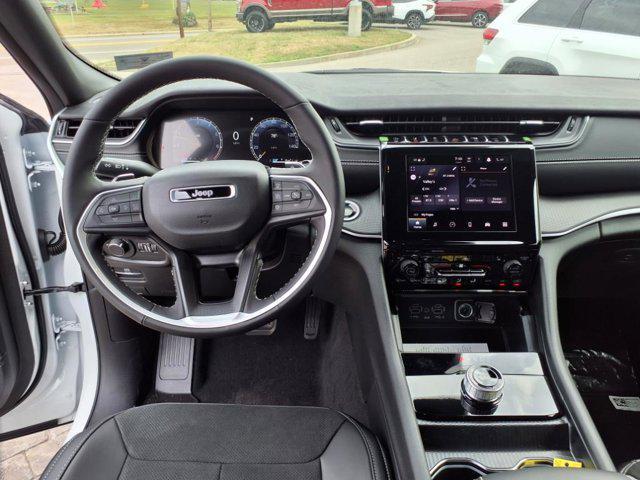 new 2025 Jeep Grand Cherokee L car, priced at $42,187