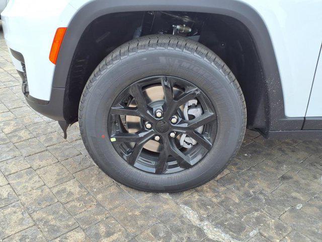 new 2025 Jeep Grand Cherokee L car, priced at $42,187