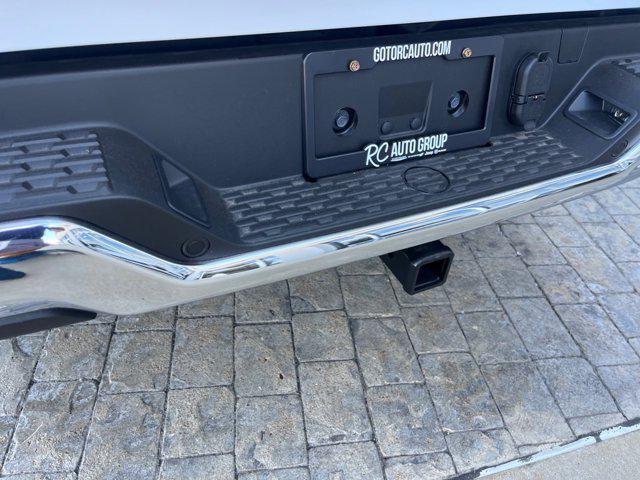 new 2025 Ram 1500 car, priced at $49,424