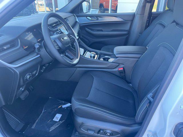 new 2025 Jeep Grand Cherokee L car, priced at $40,178