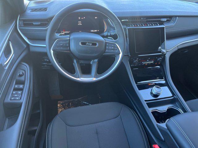 new 2025 Jeep Grand Cherokee L car, priced at $40,178