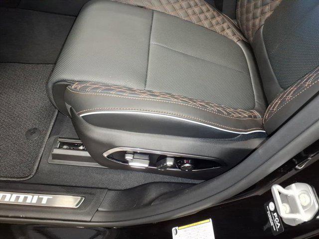 new 2025 Jeep Grand Cherokee car, priced at $65,564