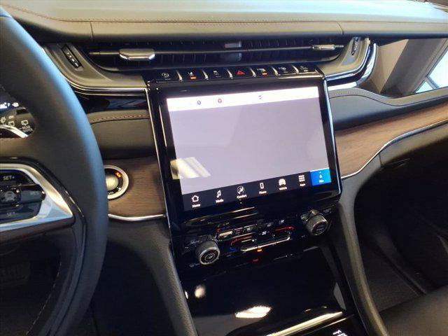 new 2025 Jeep Grand Cherokee car, priced at $65,564