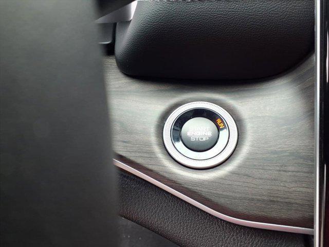 new 2025 Jeep Grand Cherokee car, priced at $47,804