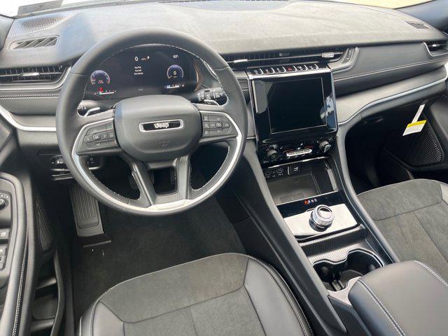 new 2025 Jeep Grand Cherokee L car, priced at $42,622