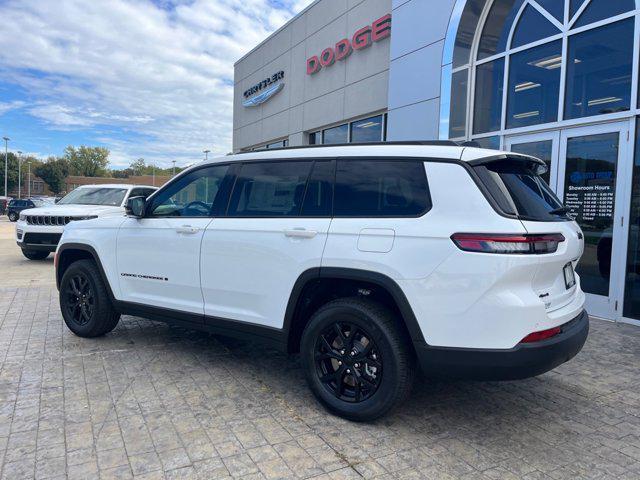 new 2025 Jeep Grand Cherokee L car, priced at $42,622