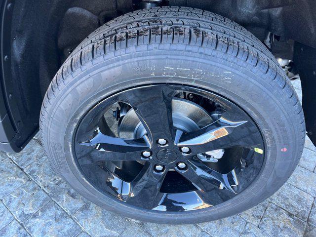 new 2025 Jeep Grand Cherokee car, priced at $44,747