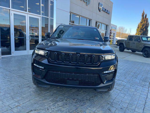 new 2025 Jeep Grand Cherokee car, priced at $44,747