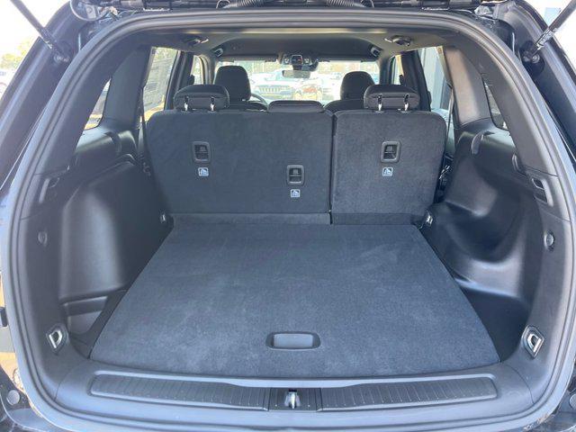 new 2025 Jeep Grand Cherokee car, priced at $36,799