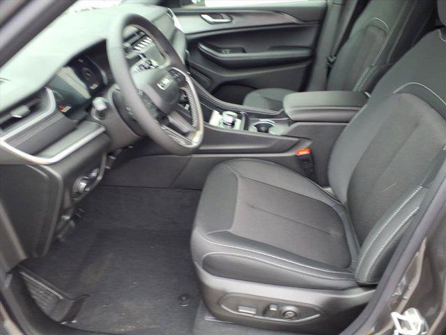 new 2025 Jeep Grand Cherokee L car, priced at $38,699