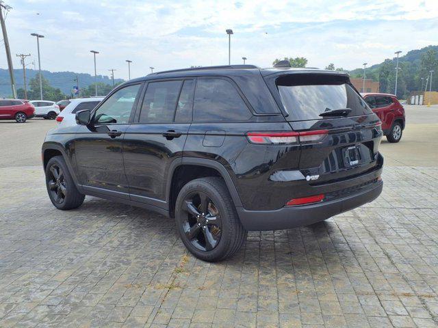 used 2023 Jeep Grand Cherokee car, priced at $31,080