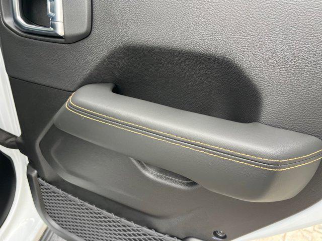 new 2025 Jeep Gladiator car, priced at $42,308