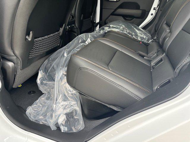 new 2025 Jeep Gladiator car, priced at $42,308