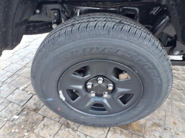 new 2026 Jeep Gladiator car, priced at $37,693