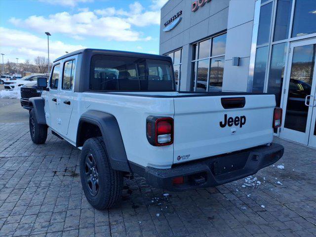 new 2026 Jeep Gladiator car, priced at $37,693