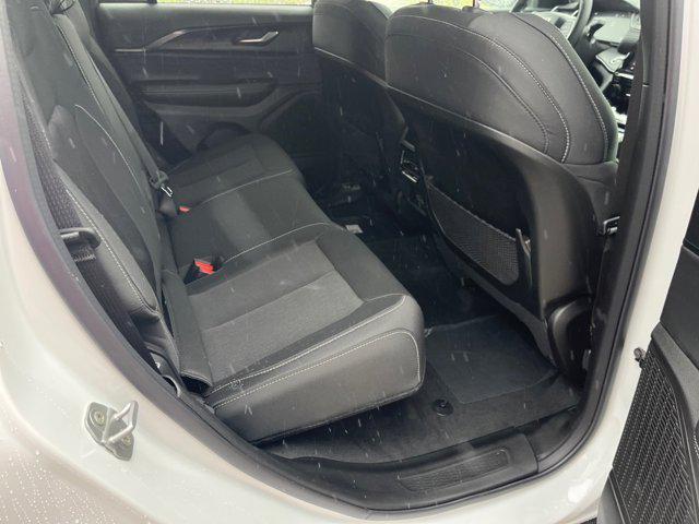 new 2025 Jeep Grand Cherokee car, priced at $36,934