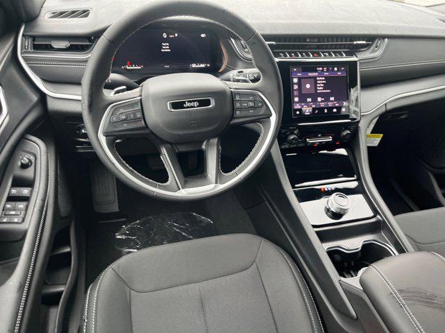 new 2025 Jeep Grand Cherokee car, priced at $36,934