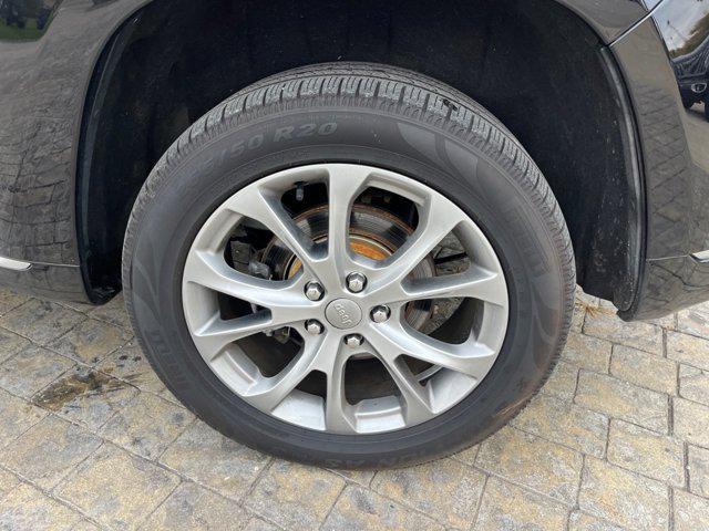 used 2021 Jeep Grand Cherokee car, priced at $27,995