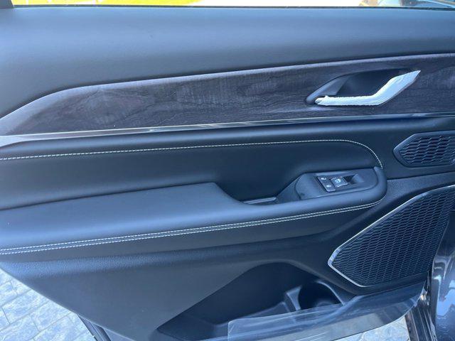 new 2025 Jeep Grand Cherokee L car, priced at $55,761