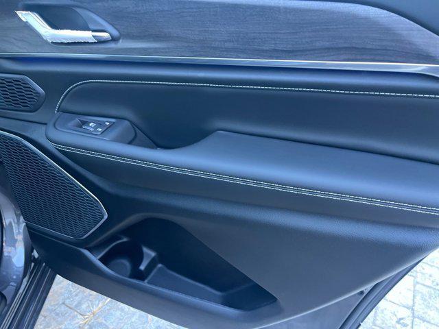 new 2025 Jeep Grand Cherokee L car, priced at $55,761