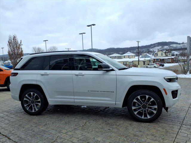 new 2025 Jeep Grand Cherokee car, priced at $53,818