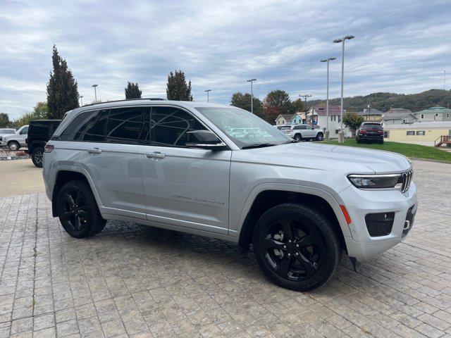 used 2023 Jeep Grand Cherokee car, priced at $37,366