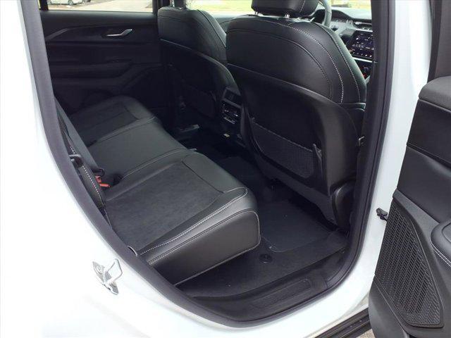 new 2025 Jeep Grand Cherokee car, priced at $41,292