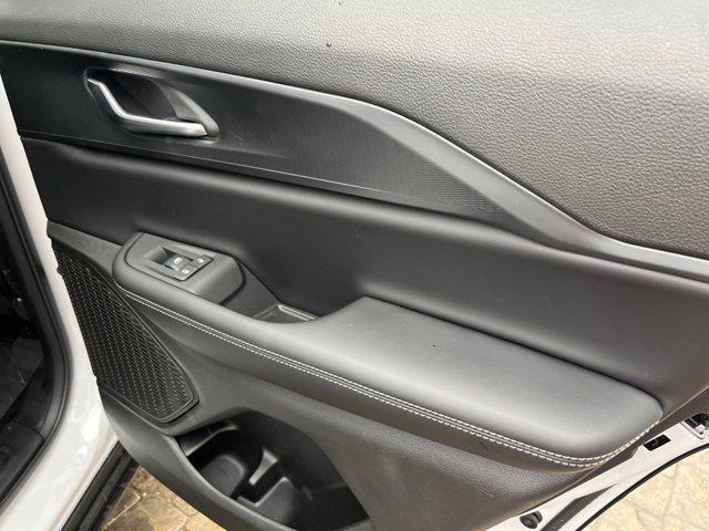 new 2025 Jeep Grand Cherokee car, priced at $40,722