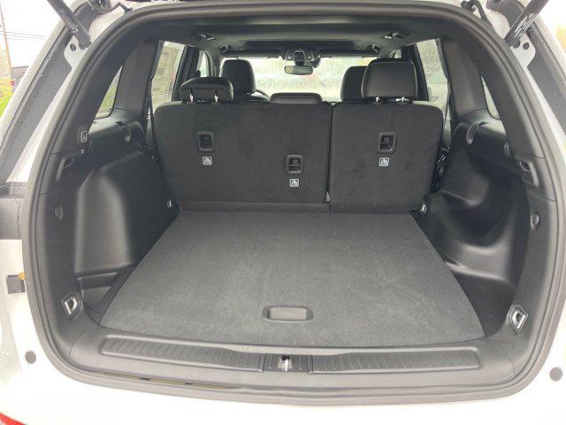 new 2025 Jeep Grand Cherokee car, priced at $40,722