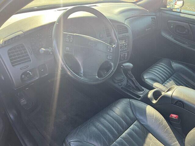 used 2001 Chevrolet Monte Carlo car, priced at $5,495