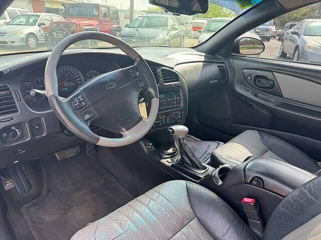 used 2001 Chevrolet Monte Carlo car, priced at $6,995