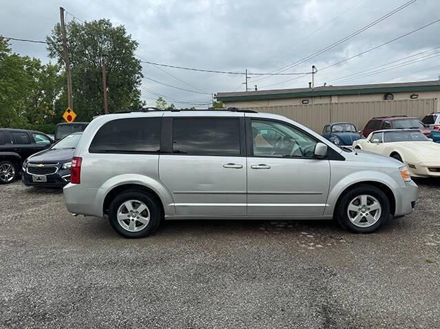 used 2010 Dodge Grand Caravan car, priced at $5,495