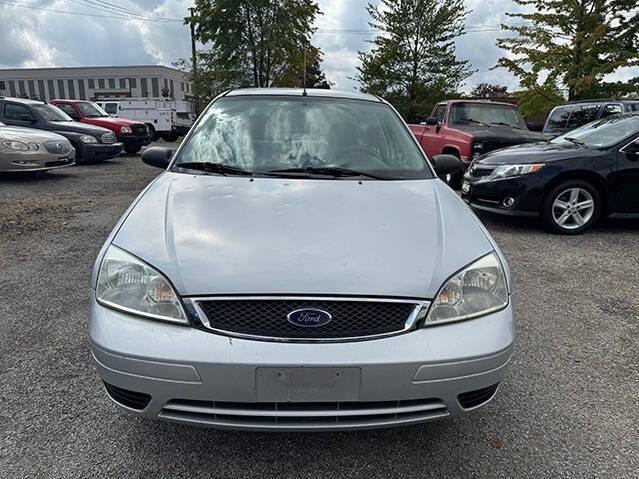 used 2007 Ford Focus car, priced at $4,995