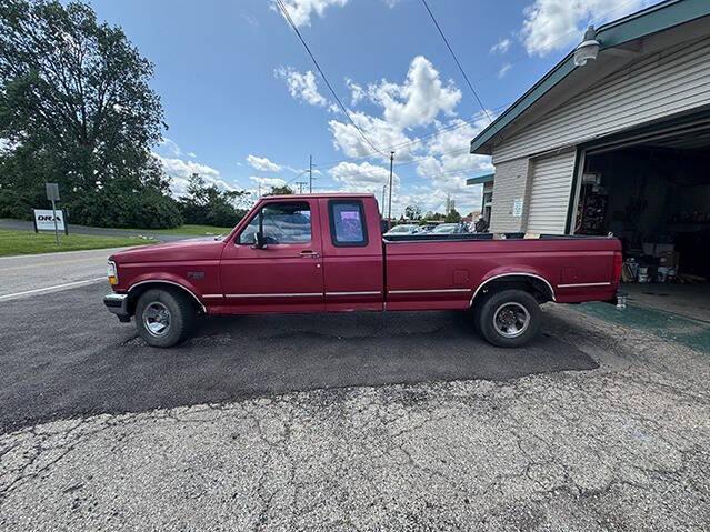 used 1994 Ford F-150 car, priced at $4,995