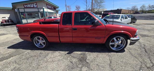 used 2002 GMC Sonoma car, priced at $4,995
