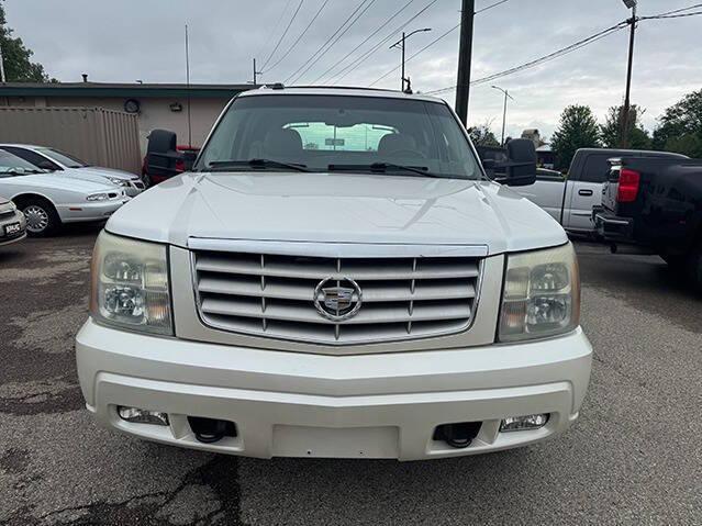 used 2004 Cadillac Escalade EXT car, priced at $9,495