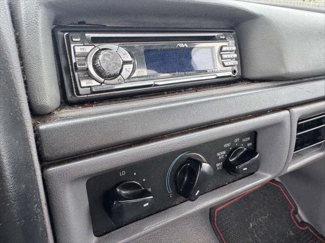 used 1995 Ford F-150 car, priced at $6,495