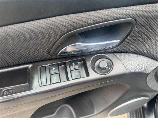 used 2014 Chevrolet Cruze car, priced at $5,495