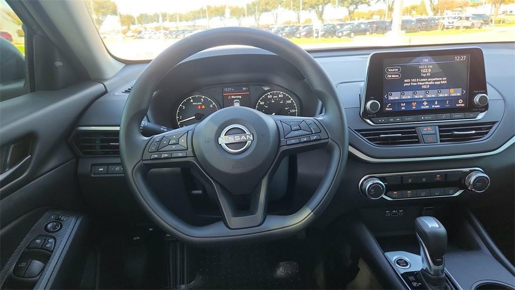 new 2025 Nissan Altima car, priced at $25,426