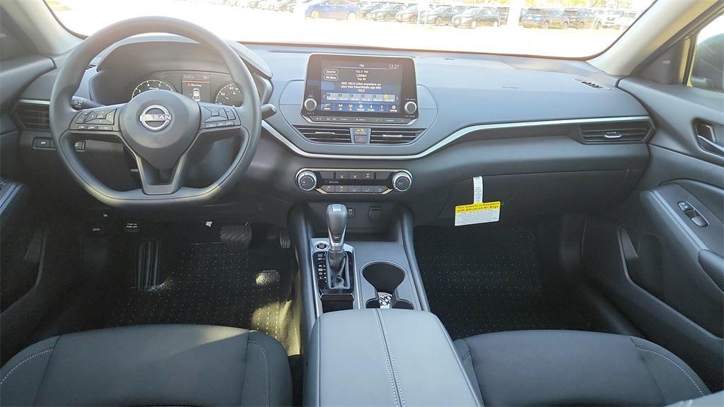 new 2025 Nissan Altima car, priced at $25,426