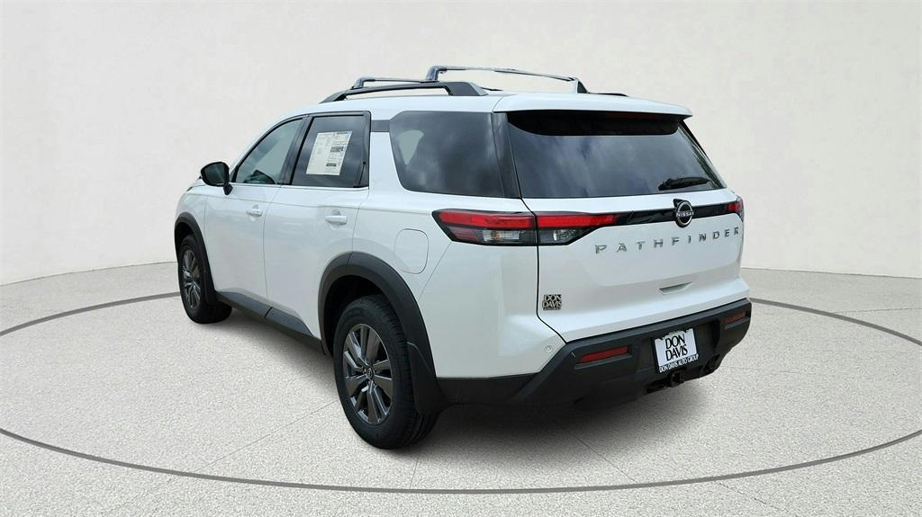 new 2025 Nissan Pathfinder car, priced at $39,284