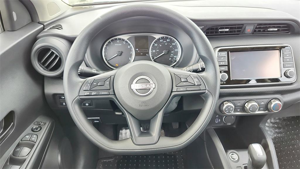 new 2025 Nissan Kicks Play car, priced at $21,657