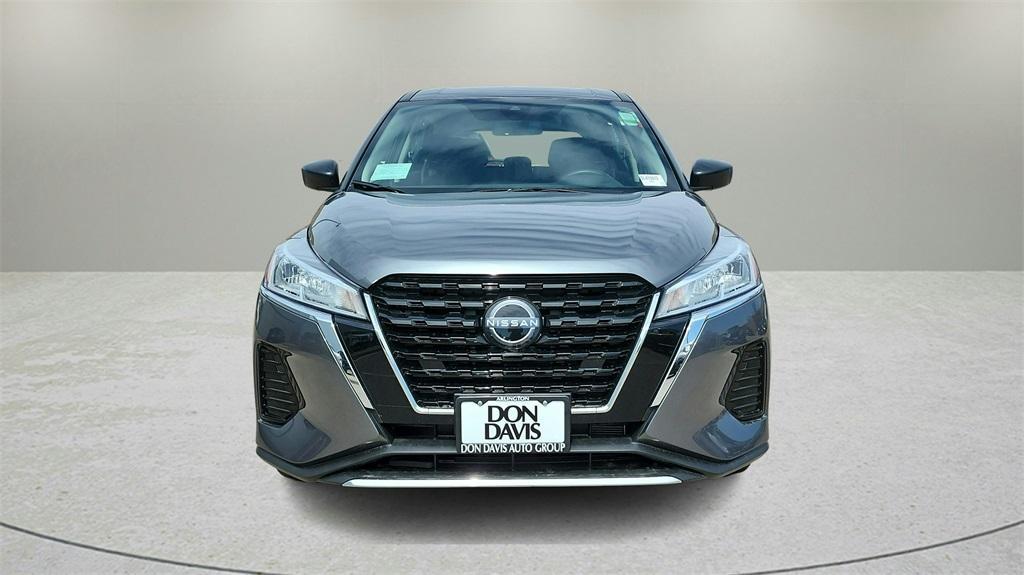 new 2025 Nissan Kicks Play car, priced at $21,657